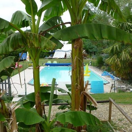 La Vieille Ecole Bed & Breakfast Bourgougnague Екстериор снимка