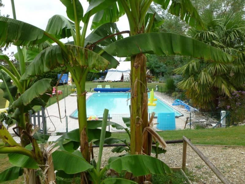 La Vieille Ecole Bed & Breakfast Bourgougnague Екстериор снимка