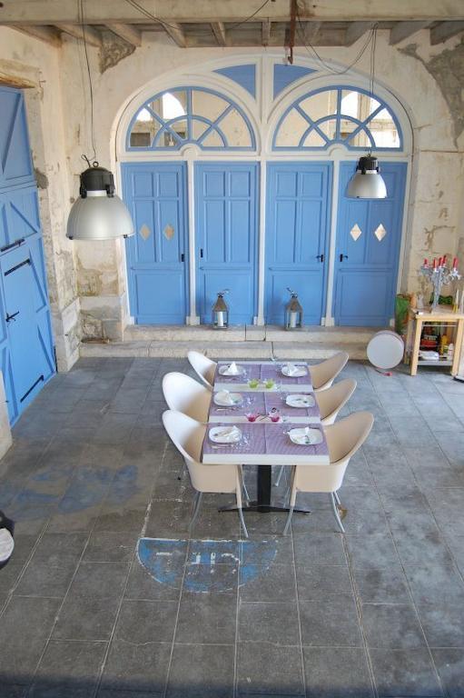 La Vieille Ecole Bed & Breakfast Bourgougnague Екстериор снимка